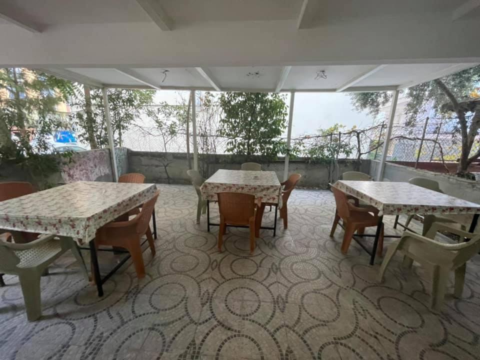 Oezguer Hotel Antalya Exterior photo